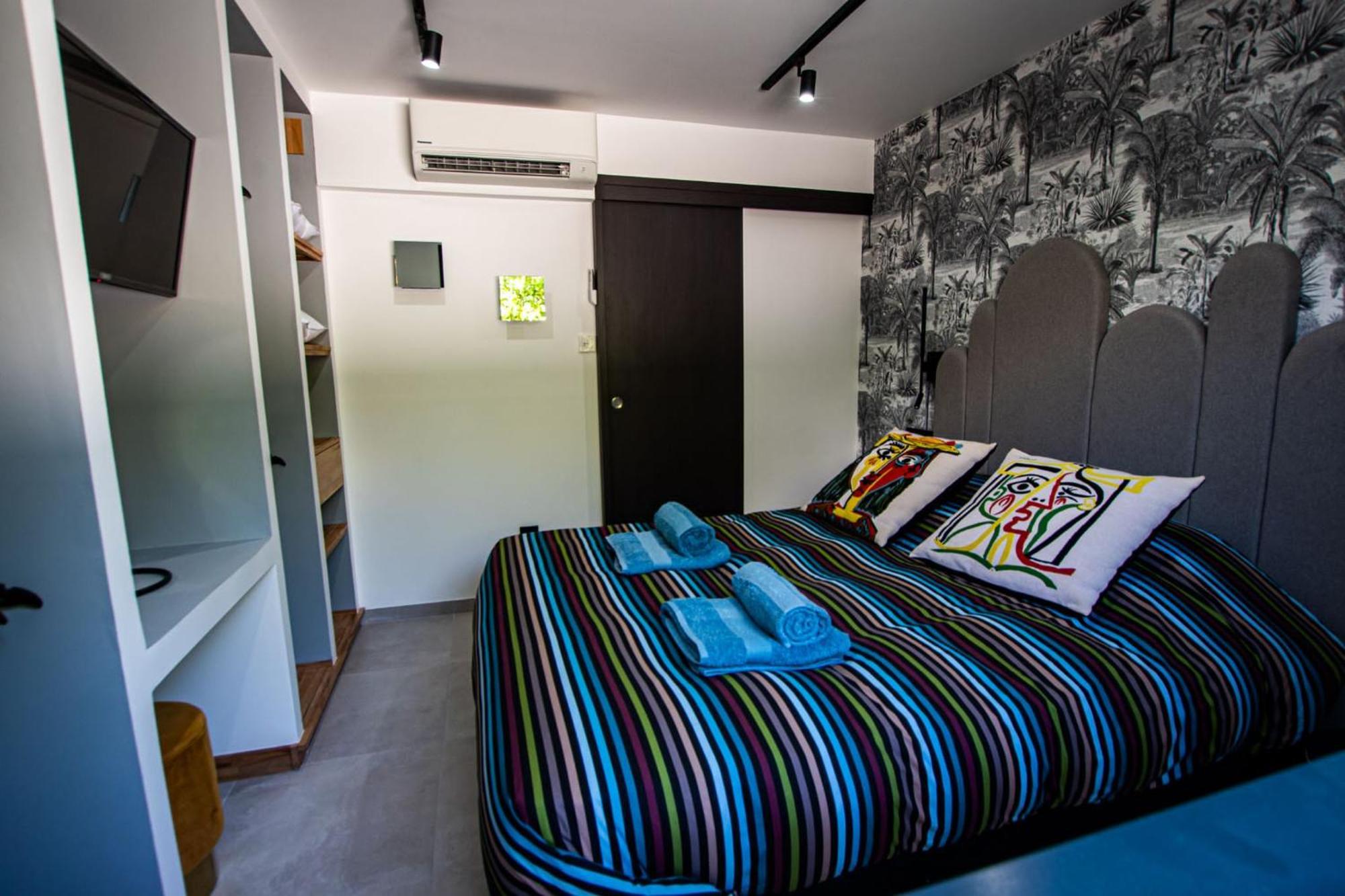 Appartement De Caractere Avec Jacuzzi Fréjus Extérieur photo